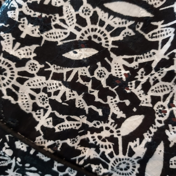 Nine West Nine & Co. Black & White Cotton Eyelet A-line Skirt w Side Zip. - Picture 5 of 13